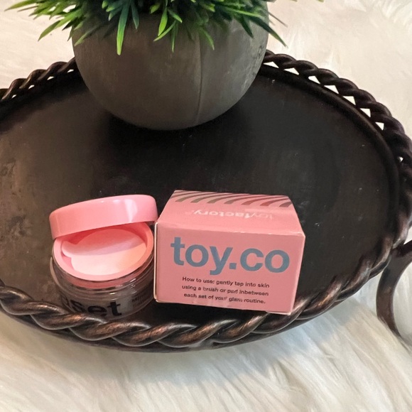 ToyFactory Ultra Set Mini Translucent Mineral Niacinamide Setting Powder 2.2g - Picture 6 of 10